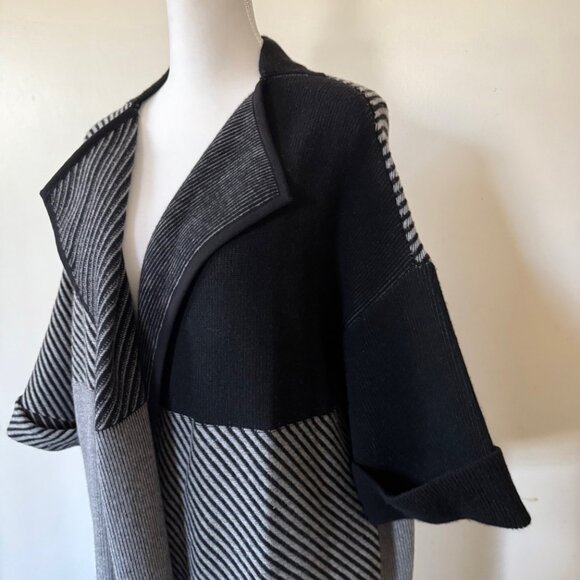 $1898 Lafayette 148 NY Women M/L GEO Wool Pocket Knit Long Jacket Coat Cardigan - Picture 5 of 9